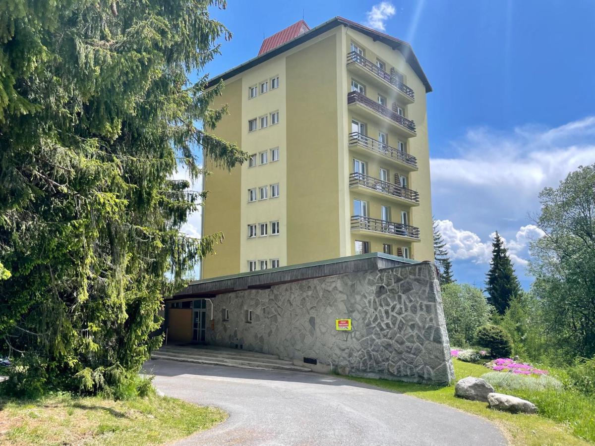 Tatry Ela Big Apartment Strbske Pleso ภายนอก รูปภาพ